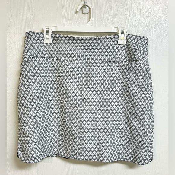 S.C.& Co. Women’s Tummy Control Black & White Stretchy Skirt Skort Size XL - Picture 1 of 8